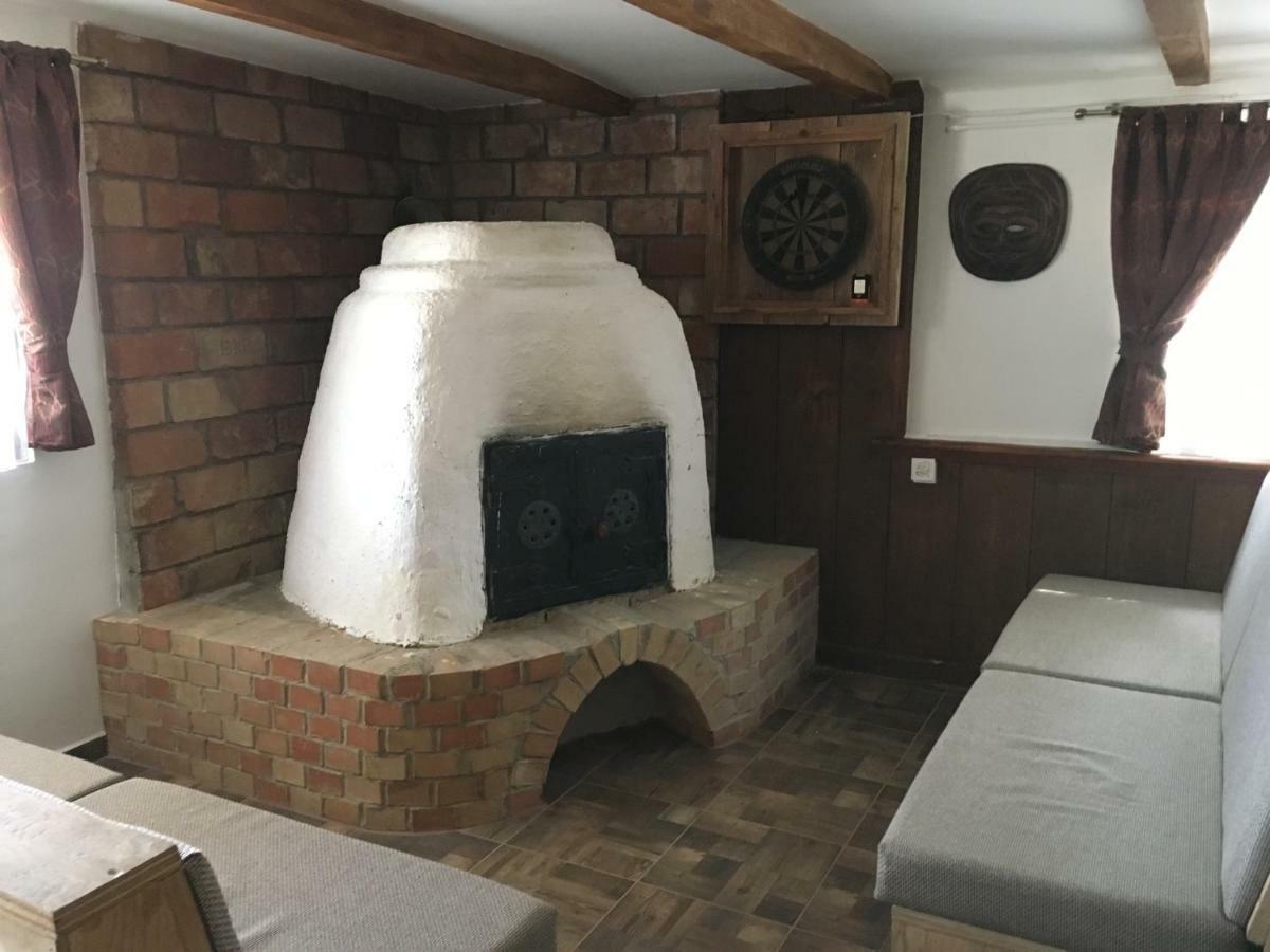 Balatonkenesei Nadfedeles Lovas Vendeghaz Villa Luaran gambar